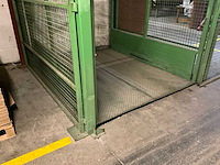 Goederenlift met kettingtakel hitachi - afbeelding 18 van  31