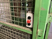 Goederenlift met kettingtakel hitachi - afbeelding 24 van  31