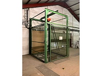 Goederenlift met kettingtakel hitachi - afbeelding 26 van  31