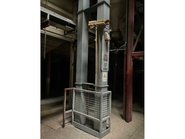 Goederenlift skandia (2x) - afbeelding 12 van  13