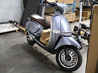 Golden lion e-scooter - afbeelding 7 van  14