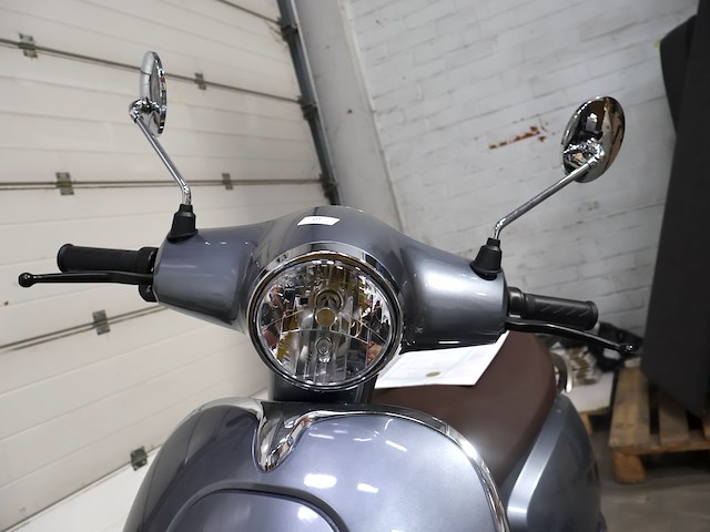 Golden lion e-scooter - afbeelding 10 van  14