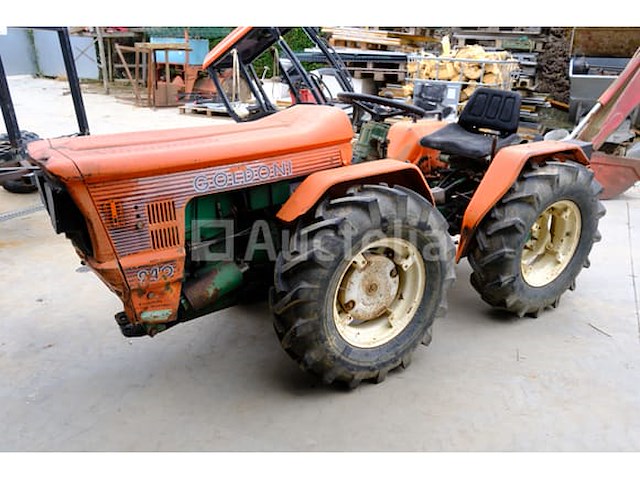 Goldoni universal 240 landbouwtractor - afbeelding 1 van  15