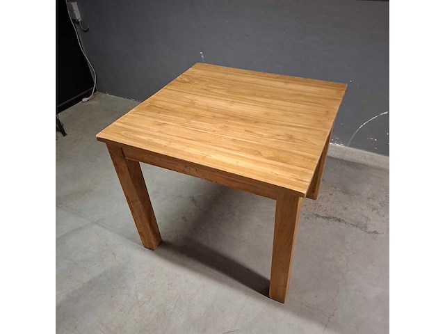 Goldstar - tafel - diningtable - afbeelding 1 van  1