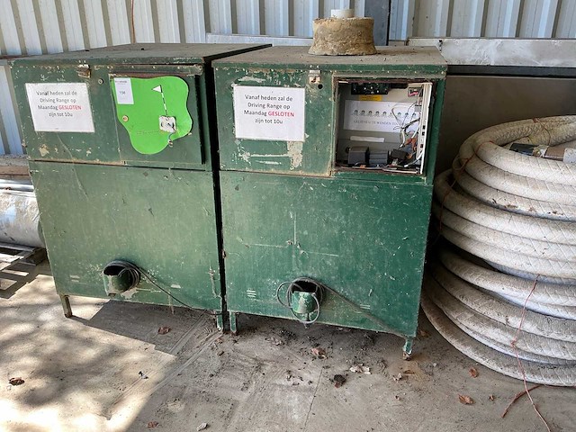 Golfballenmachine (2x) - afbeelding 1 van  1