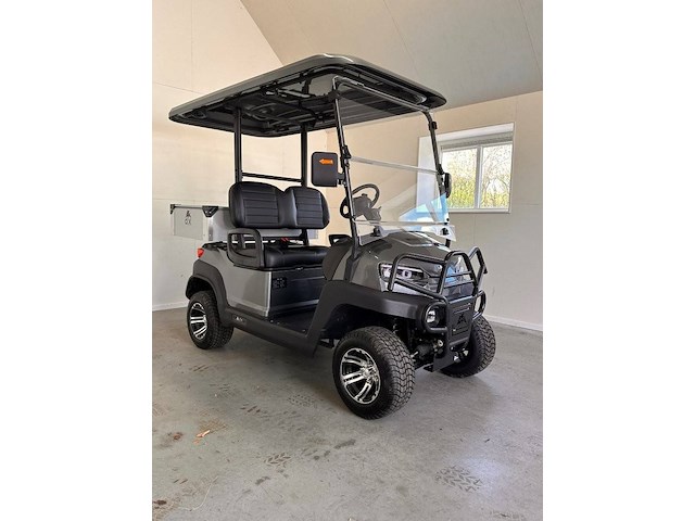 Golfkar ox zg2l elektrisch 4kw 2022 met laadbak en met nieuw accupakket - afbeelding 1 van  1