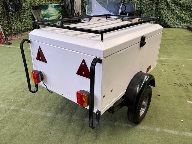 Golfkaraanhangwagen - afbeelding 3 van  6