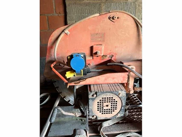 Gölz - ms700 - steenzaagmachine - afbeelding 2 van  4