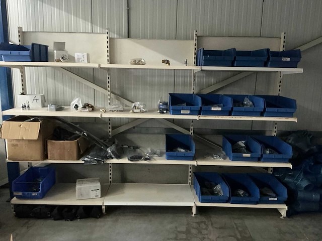 Gondela legbordstelling met inhoud - afbeelding 8 van  15