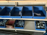 Gondela legbordstelling met inhoud - afbeelding 9 van  15