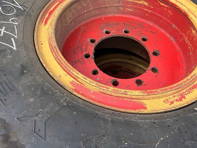Goodyear - unisteel 650/55 r25 - band op velg (2x) - afbeelding 4 van  6