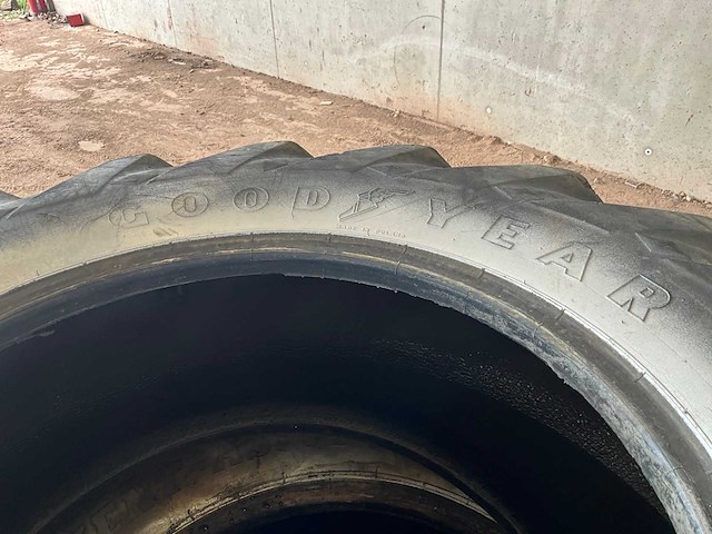 Goodyear 15,5/80-24 sure grip banden (4x) - afbeelding 6 van  9