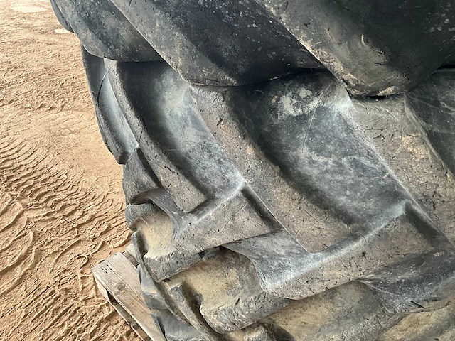 Goodyear 15,5/80-24 sure grip banden (4x) - afbeelding 4 van  9