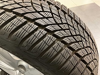 Goodyear 4 nieuwe banden met velg - afbeelding 2 van  4