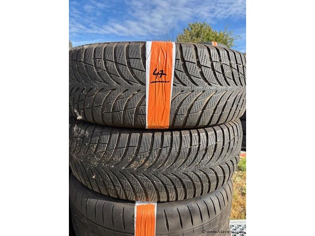 Goodyear ultragrip - afbeelding 1 van  1