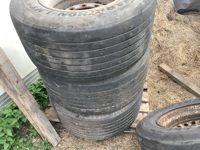 Goodyear vrachtwagenband 435/50r22.5 (3x) - afbeelding 2 van  3