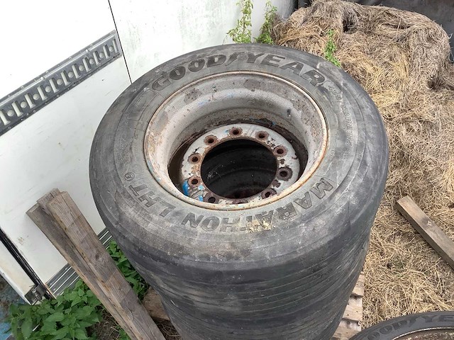 Goodyear vrachtwagenband 435/50r22.5 (3x) - afbeelding 1 van  3