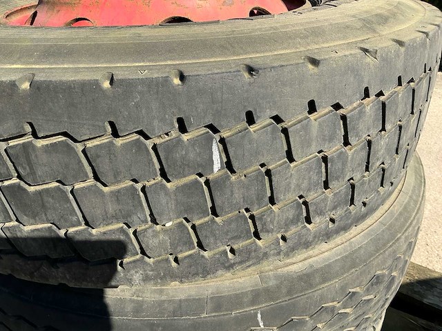 Goodyear vrachtwagenband (5x) - afbeelding 7 van  10