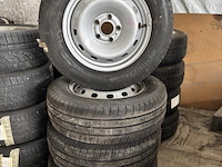 Goodyear zomerbanden op velg