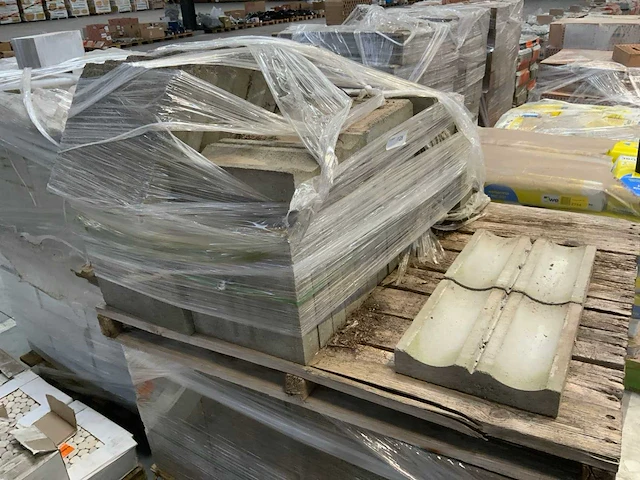 Goottegels op pallet - afbeelding 4 van  4