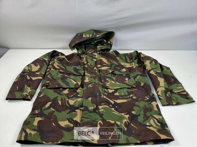Gore-tex regenjas 3-laminaat dpm camo - afbeelding 1 van  3