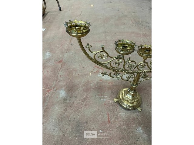 Goudkleurige kandelaar - afbeelding 2 van  4