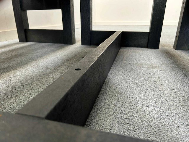 Gova plast - 2 banken + tafel - tuinset - afbeelding 8 van  9