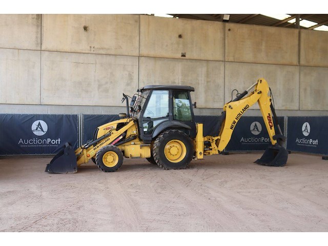Graaf-laadcombinatie new holland b80b-ss diesel 72kw 2017 - afbeelding 1 van  1
