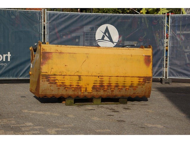 Graafbak mammut sb 220 m - afbeelding 1 van  1