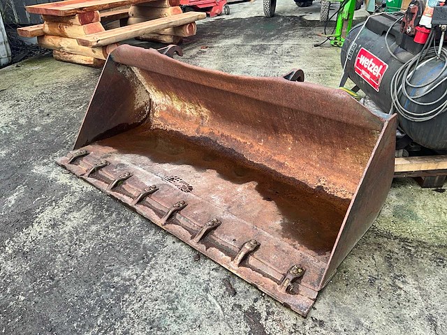 Graafbak - afbeelding 1 van  4