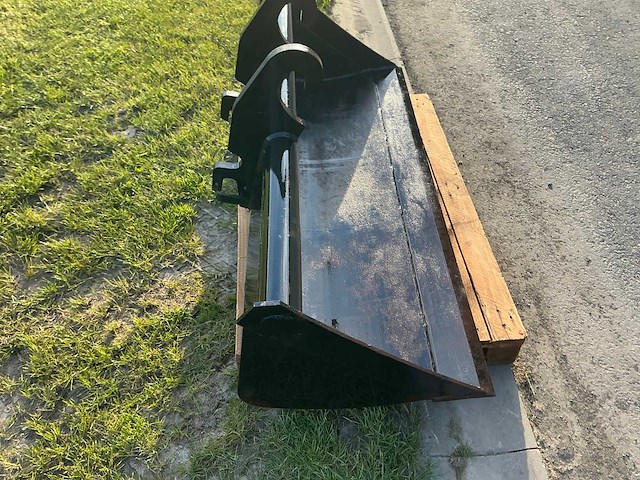 Graafbak - afbeelding 4 van  19