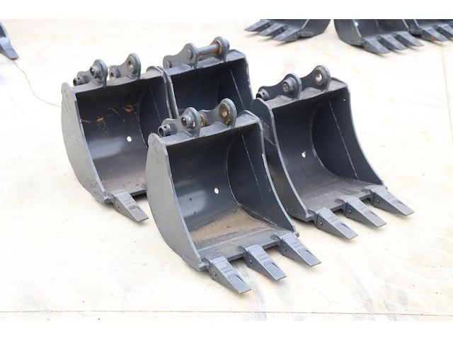 Graafbakken sunward 2000kg nieuw 4 stuks - afbeelding 1 van  1