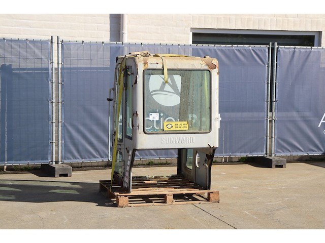Graafmachine cabine sunward - afbeelding 1 van  1
