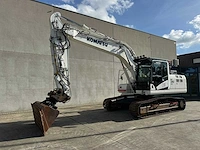 Graafmachines, vorkheftrucks en grondverzetmateriaal