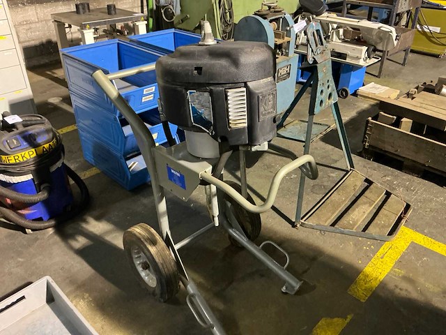 Graco dura-flo 23c 580 zuigerpomp - afbeelding 1 van  7