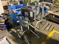 Graco dura-flo 23c 580 zuigerpomp - afbeelding 1 van  7