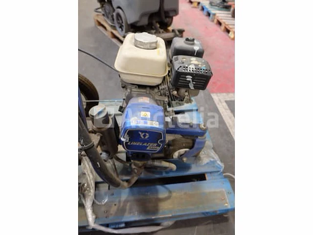 Graco linelazer 3400 thermische spuit - afbeelding 8 van  10