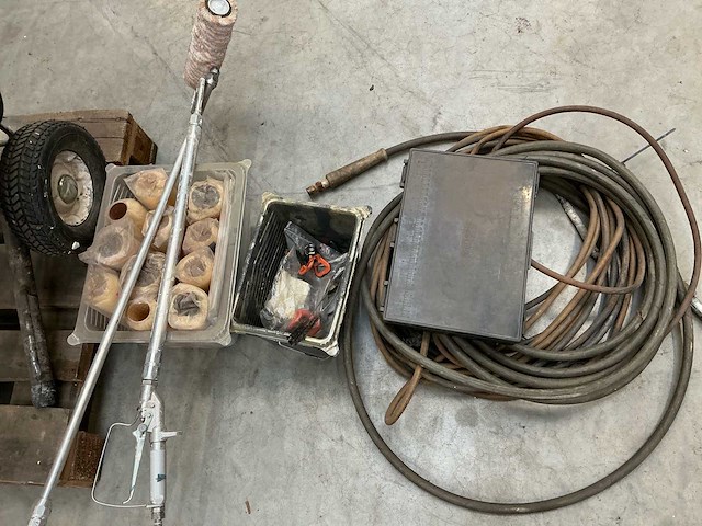 Graco ultra max 2 695 airless verfspuitmachine - afbeelding 2 van  5