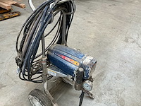Graco ultra max 695 airless elektrisch verfspuitmachine - afbeelding 3 van  5