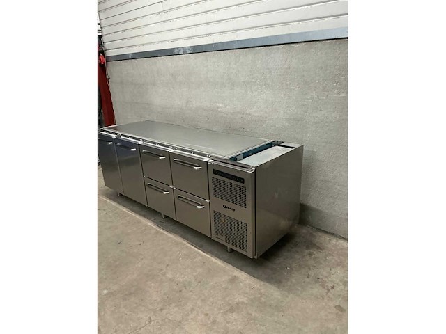 Gram - koelwerkbank - afbeelding 2 van  4