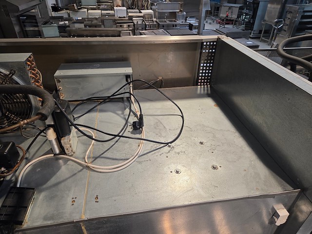 Gram - afbeelding 8 van  9