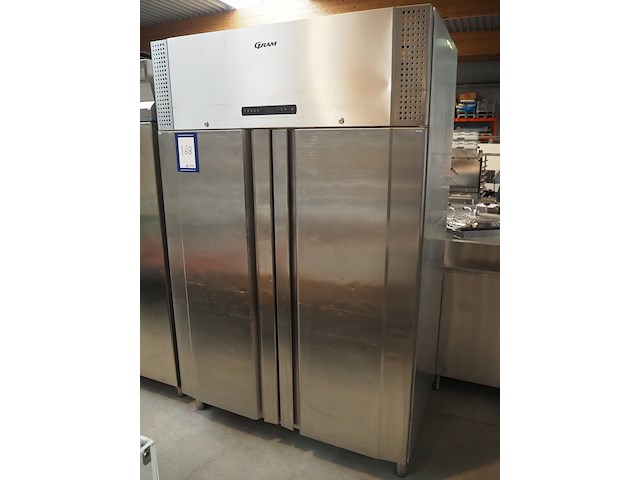 Gram - afbeelding 1 van  7