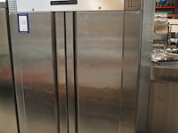 Gram - afbeelding 1 van  7