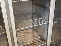 Gram - afbeelding 3 van  7