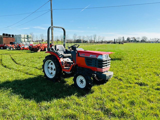 Granbia - gb18 - granbia gb18 compact tractor 4wd - afbeelding 7 van  9