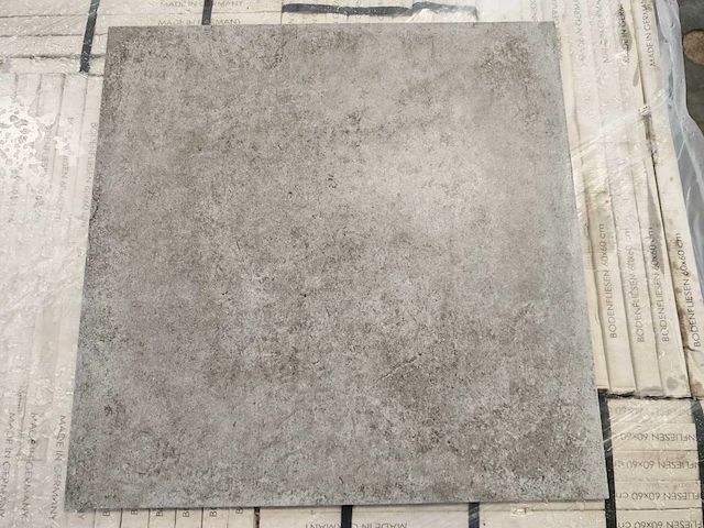 Grandeur fast grey 60x60 cm tegel 29,52 m² - afbeelding 3 van  7