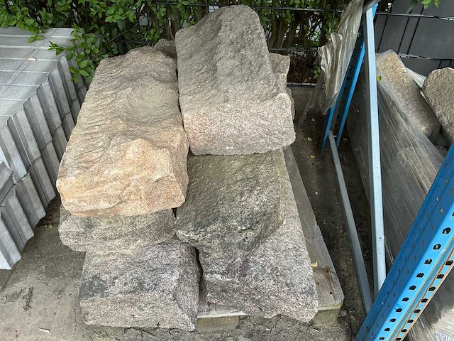 Graniet borduur diverse lengte 60 x 30 x 15 steen tuintegel (40x) - afbeelding 2 van  6