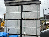 Graniet natuursteen boorstenen 18 stuks - afbeelding 3 van  3