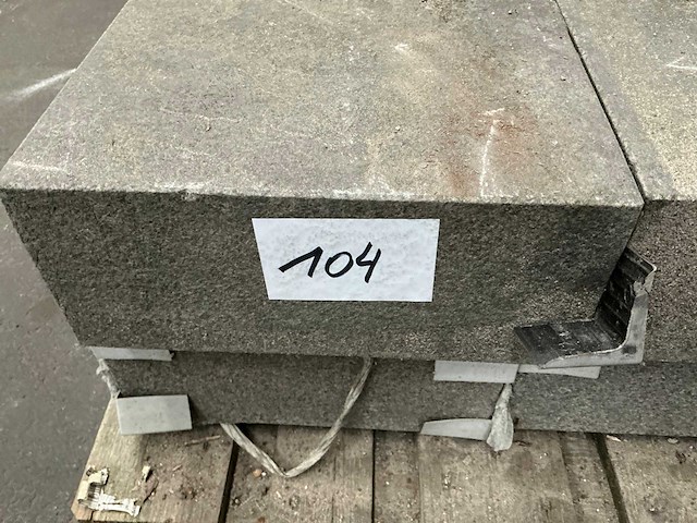 Granieten traptrede (4x) - afbeelding 4 van  4