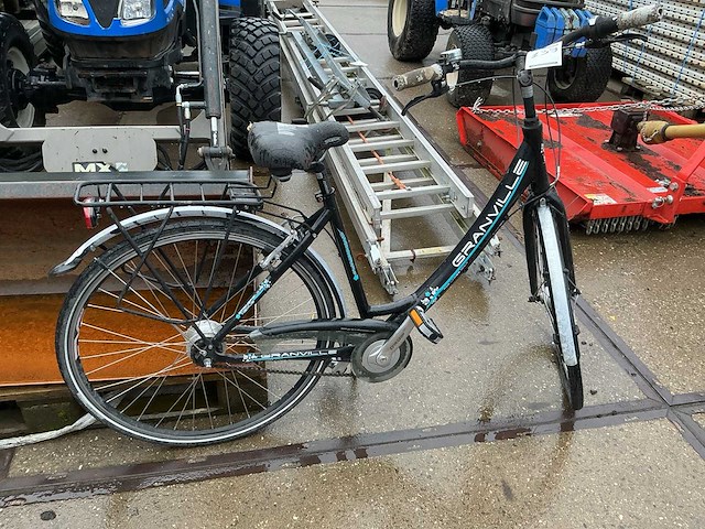 Granvill. damesfiets met versnellingen - afbeelding 1 van  1